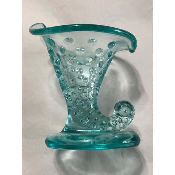 Vintage Fenton Green Glass Cornucopia Hobnail Vase - Picture 5 of 5
